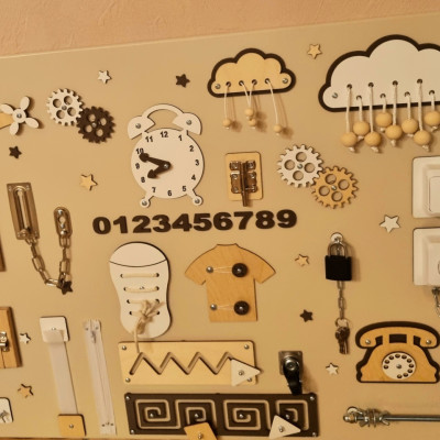Montessori Motoriktafel
